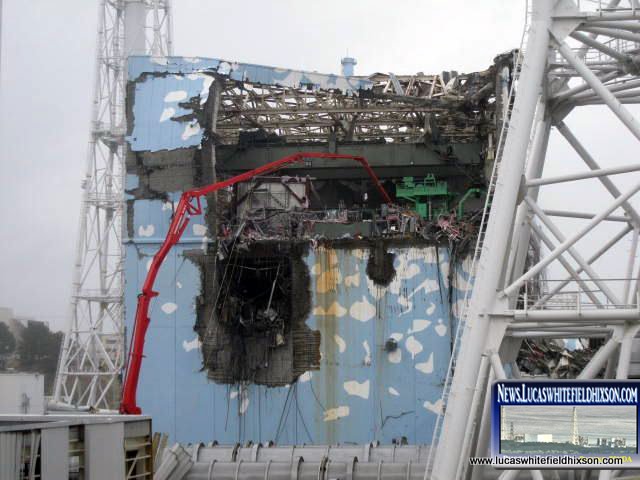 9 A Visual Tour of the Fuel Pools of Fukushima